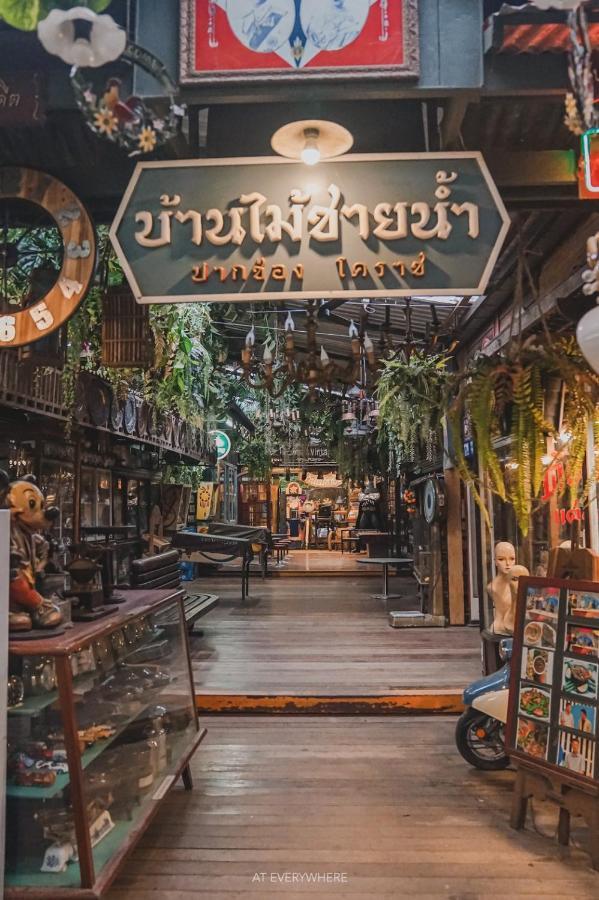 Ban Mai Vintage Hotel Pak Chong Exterior foto