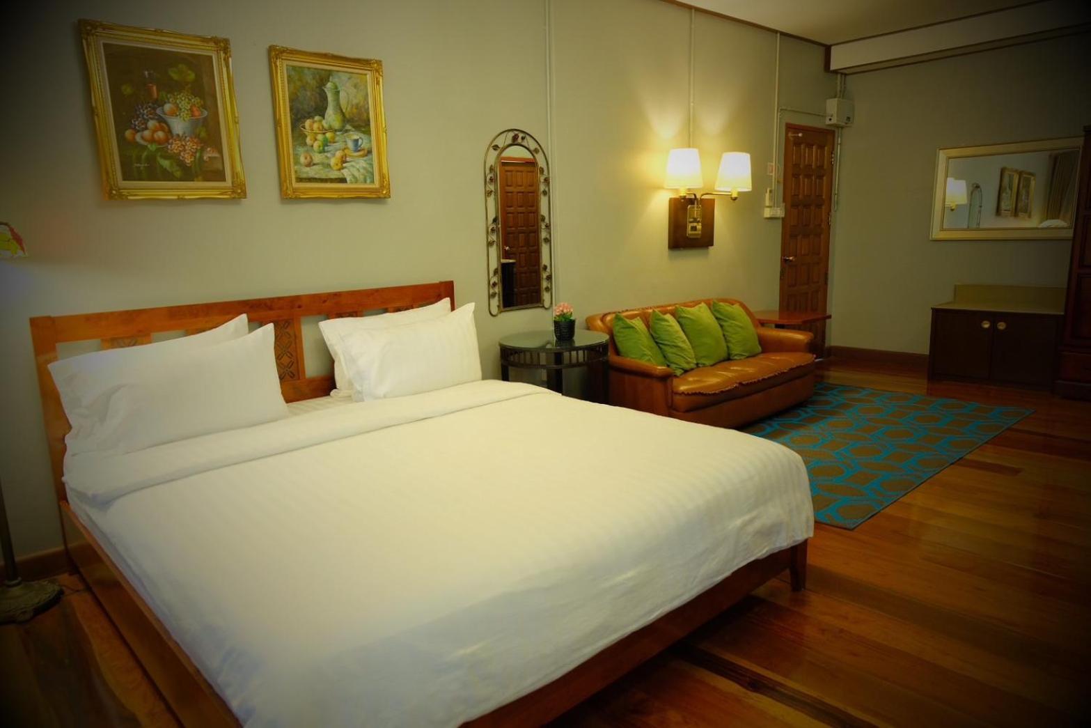 Ban Mai Vintage Hotel Pak Chong Exterior foto